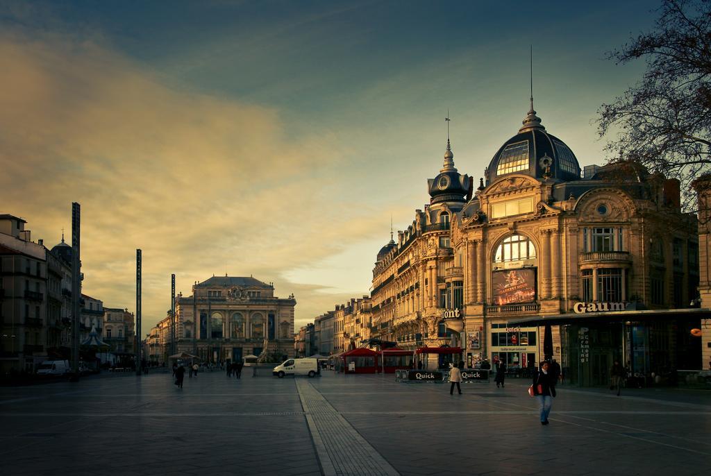 Le Strasbourg Hotel Montpellier Exterior photo
